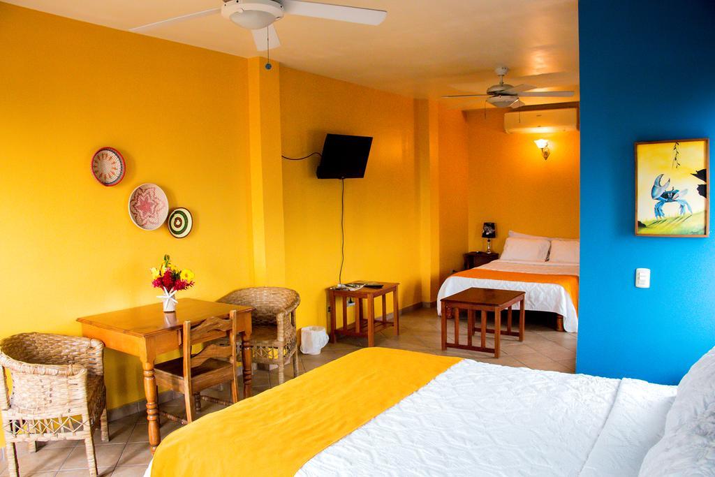 Hotel Maya Vista Tela Exterior photo